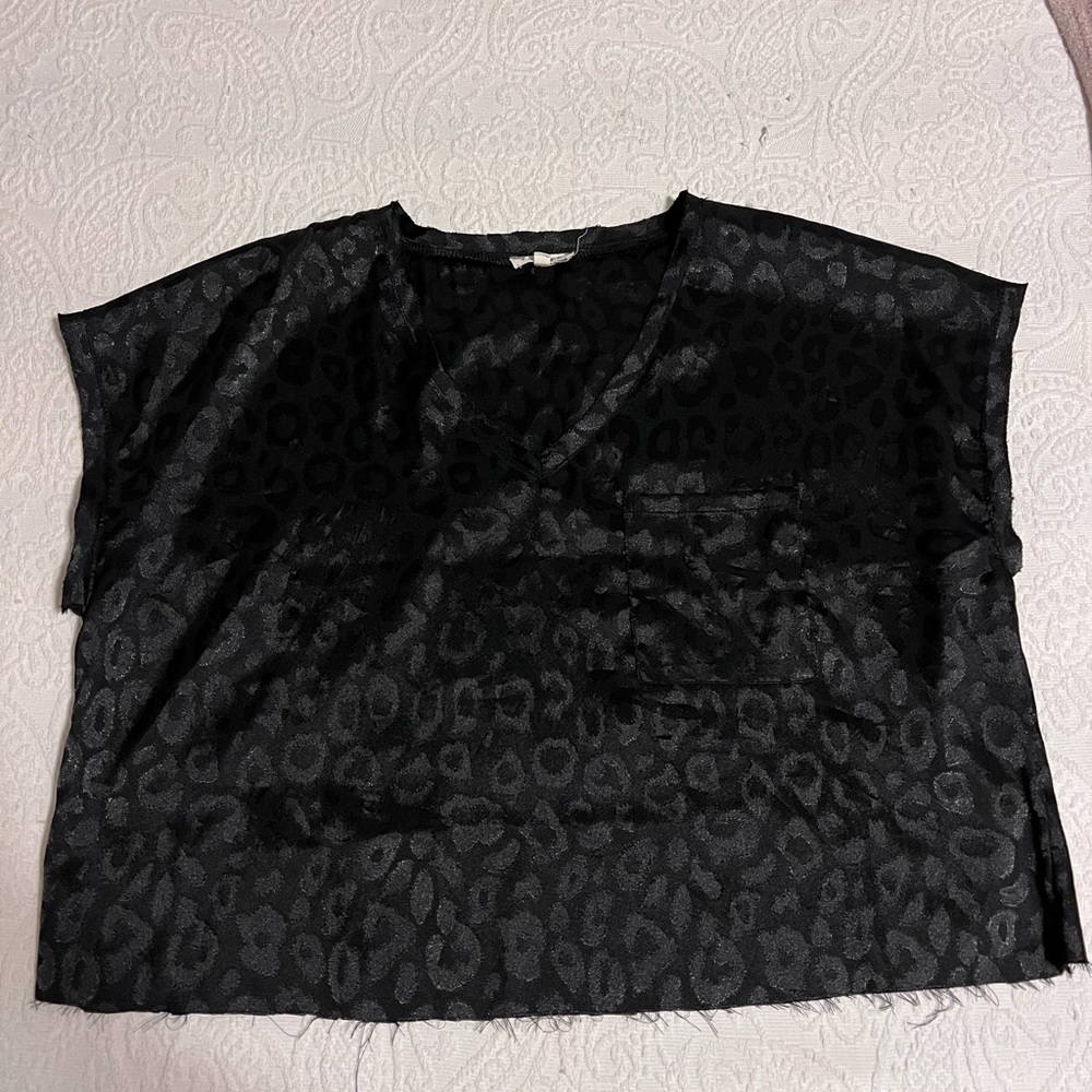 Harvey and Hill cheetah crop silk tee shirt
